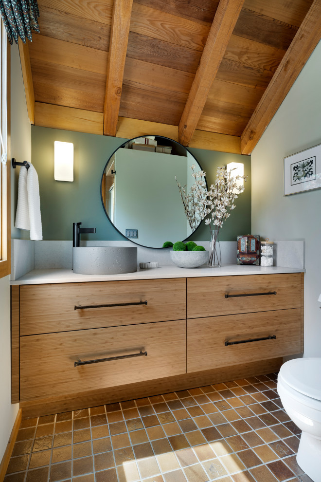 Modern-Rustic Bathroom with Wooden Beams & Round Mirror