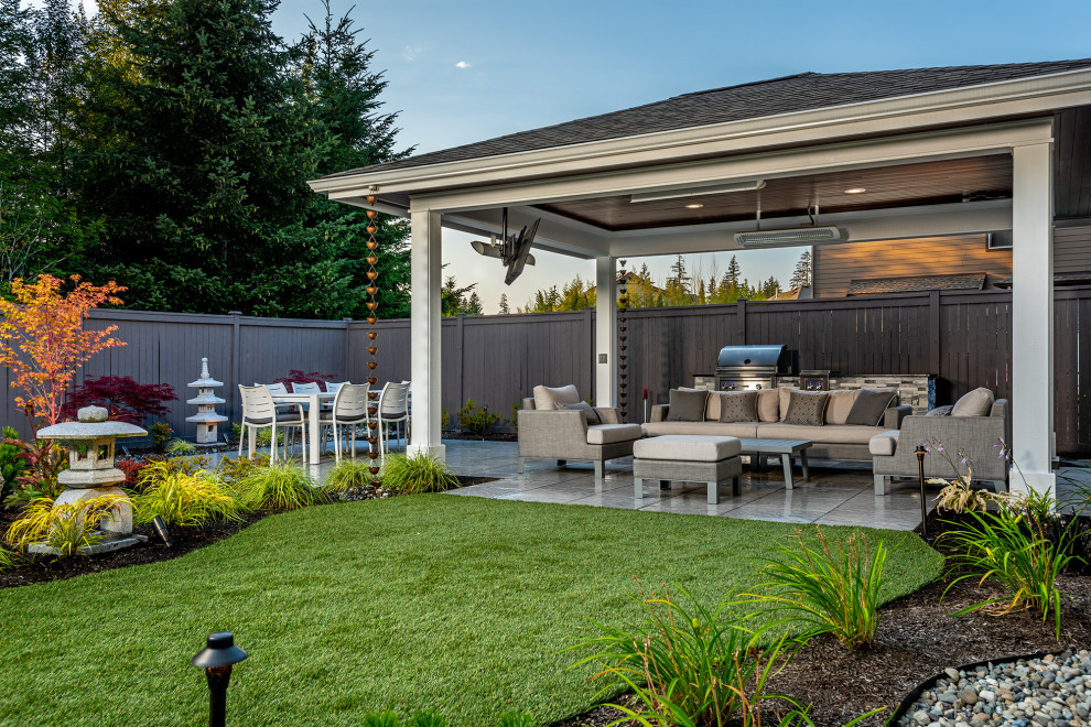 Contemporary Asian Patio: Modern Outdoor Living with Lush Asian-Inspired Landscaping