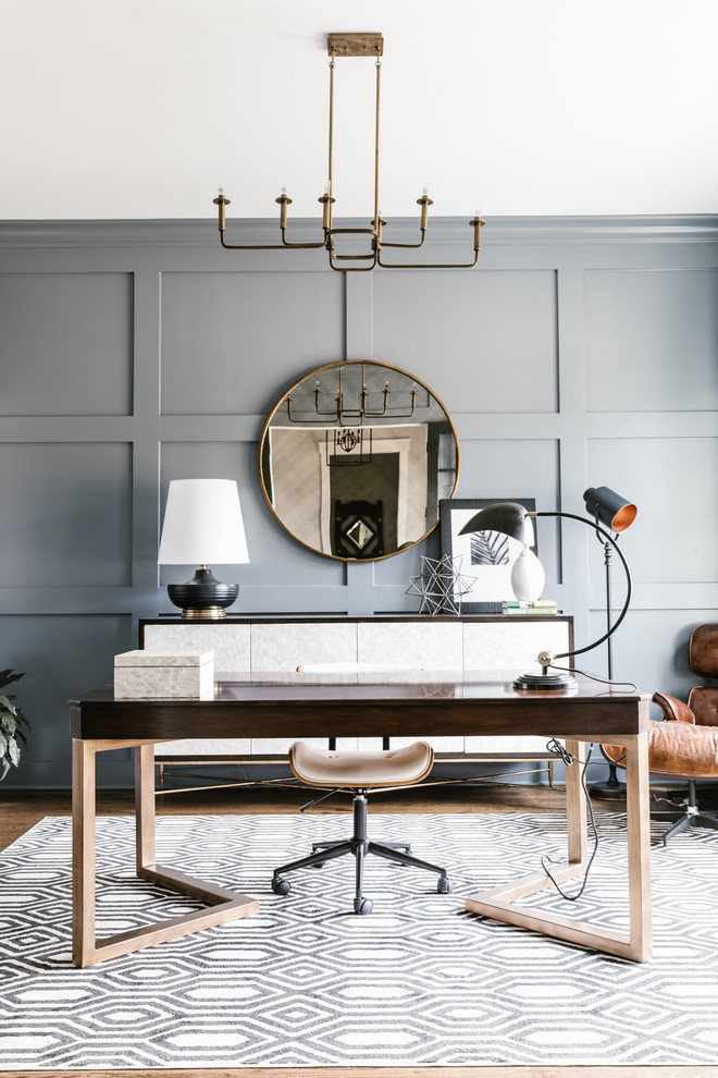 Modern Office: Sleek Desk Area & Geometric Accents for Workspace Efficiency