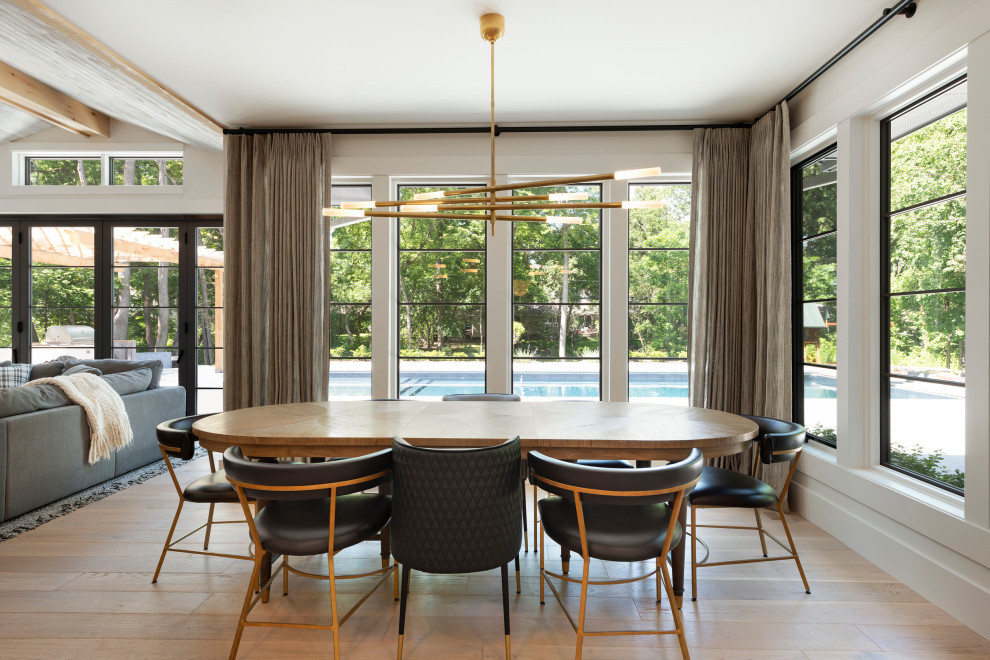 Sun-Kissed Scandinavian-Modern Dining-Living Retreat